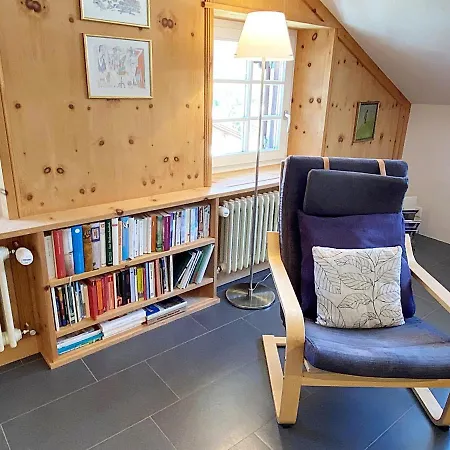 Alpenstil - 60m2 Dachstockwohnung Mit Garage - Bm186 * Pontresina