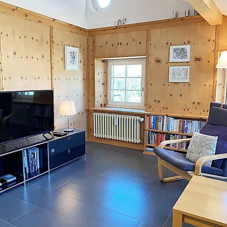 Alpenstil - 60m2 Dachstockwohnung Mit Garage - Bm186 Pontresina