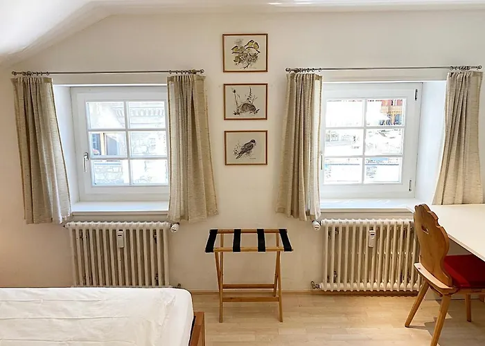 Alpenstil - 60m2 Dachstockwohnung Mit Garage - Bm186 Daire