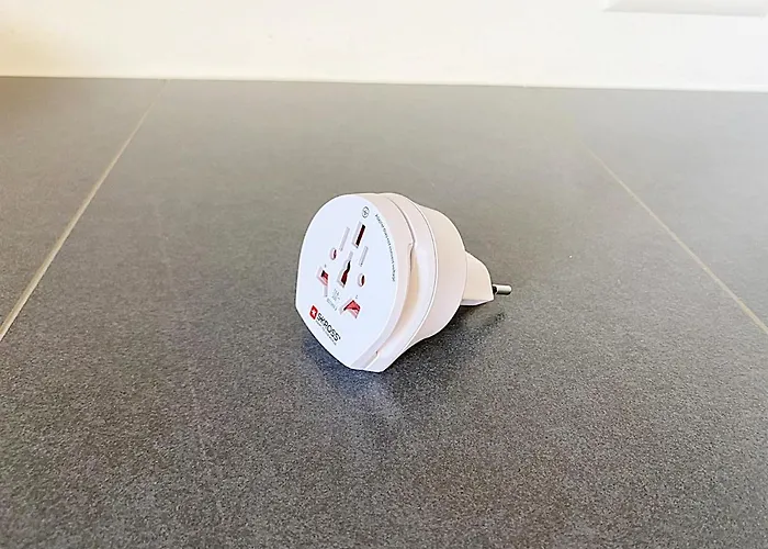 Alpenstil - 60m2 Dachstockwohnung Mit Garage - Bm186 Pontresina