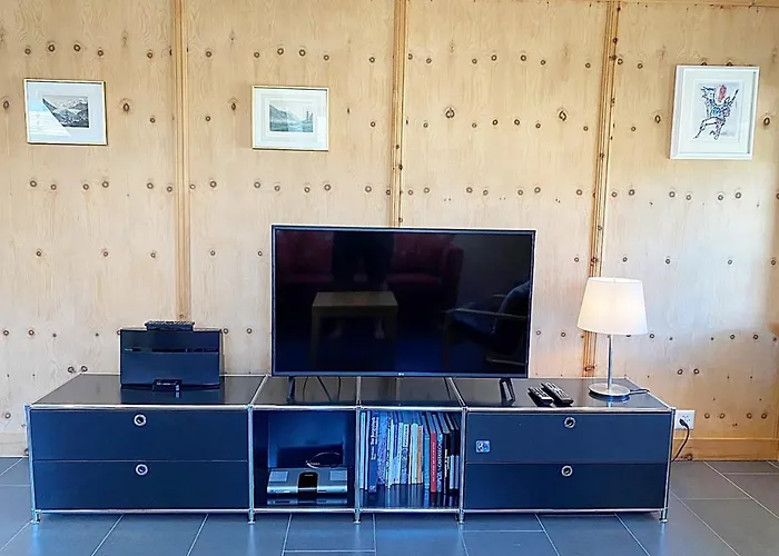 Alpenstil - 60m2 Dachstockwohnung Mit Garage - Bm186 Lägenhet Pontresina