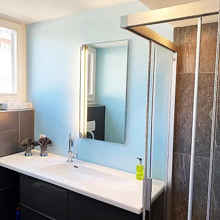 Alpenstil - 60m2 Dachstockwohnung Mit Garage - Bm186 *