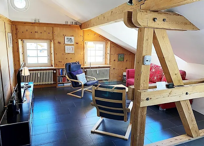 Alpenstil - 60m2 Dachstockwohnung Mit Garage - Bm186 * بونتريسنا