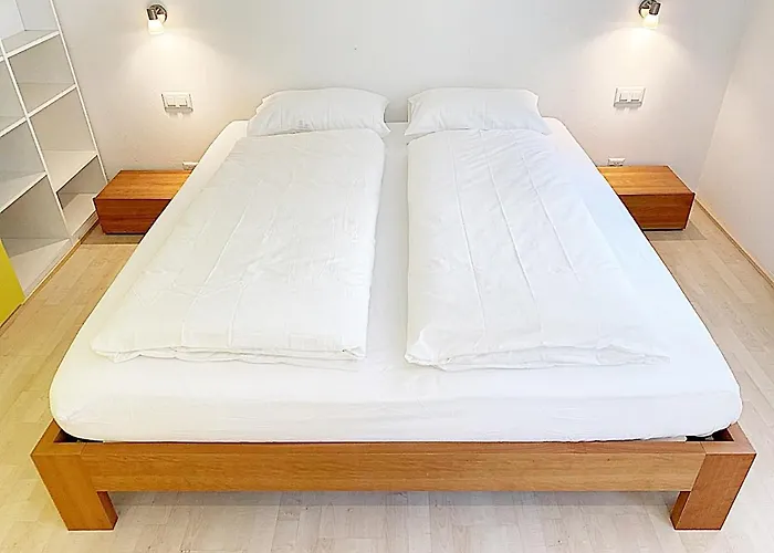 شقة Alpenstil - 60m2 Dachstockwohnung Mit Garage - Bm186 *