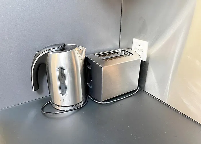 Alpenstil - 60m2 Dachstockwohnung Mit Garage - Bm186 * بونتريسنا